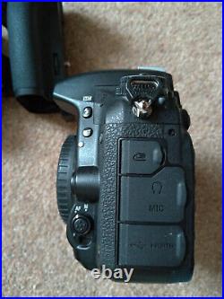 Nikon D750 24.3mp DSLR Camera, Charger, Battery Grip, L-plate, USB cable