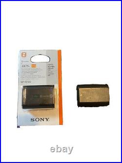 Sony Alpha 7R III 42.4 MP Camera 2 Batteries, charger, microphone, Tripod, USBc